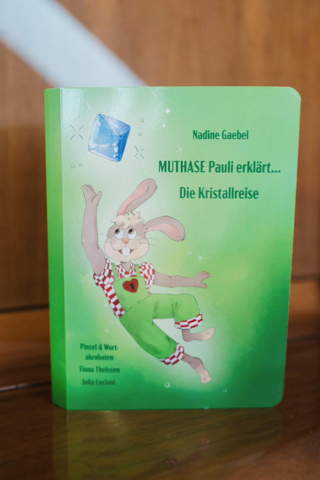 Kinderbuch Muthase Pauli®️ erklärt: Die Kristallreise